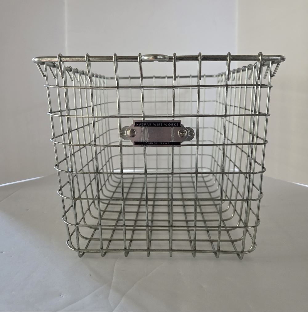Kaspar Wire Works Metal Wire Metal Gym Locker Basket